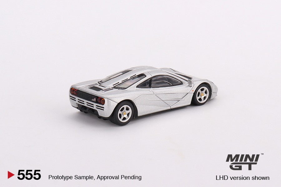 1:64 Mini GT #555 McLaren F1 Magnesium Silver Limited Edition mgt00555