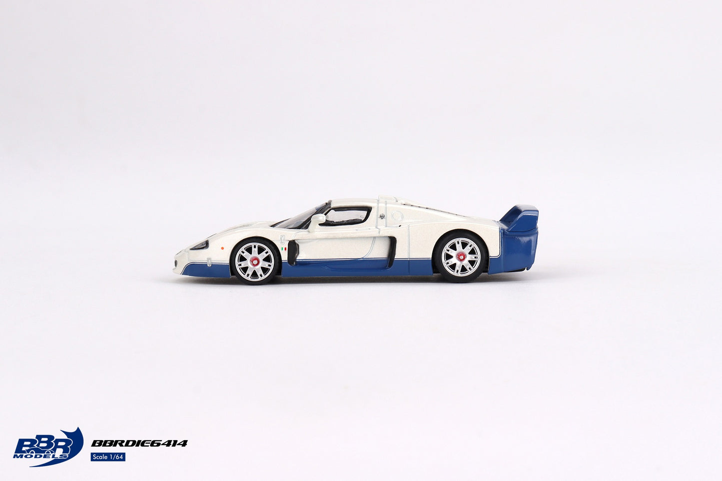 1/64 BBR Models Maserati MC12 Stradale White BBRDIE6414