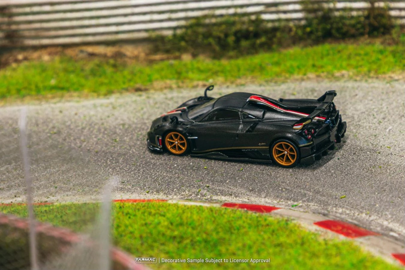 1:64 Tarmac Works Pagani Imola Matt Black Carbon Fiber Limited Edition T64G-TL046-BCF