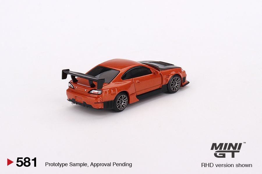 1:64 Mini GT #581 Nissan Silvia S15 D-MAX Metallic Orange Limited Edition MGT00581