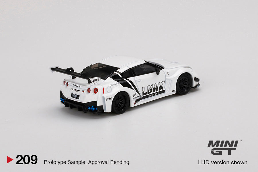1:64 Mini GT#209 LB-Silhouette WORKS GT NISSAN 35GT-RR Ver. 2 - White Limited Edition mgt00209