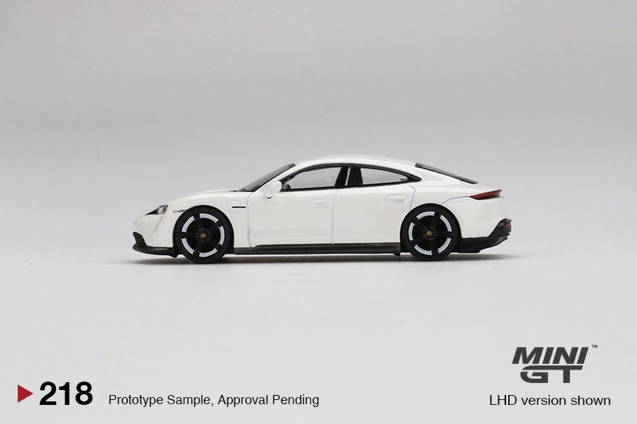 Mini GT 1:64 #218 Porsche Taycan Turbo S White Limited Edition mgt00218