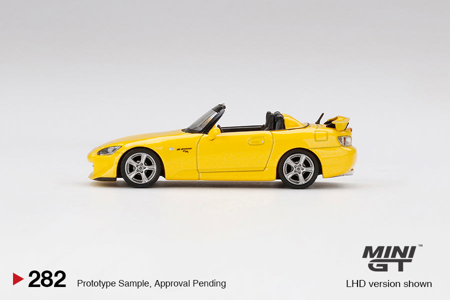 Mini GT 1:64 #282 Honda S2000 CR Rio Yellow Pearl Limited Edition mgt00282