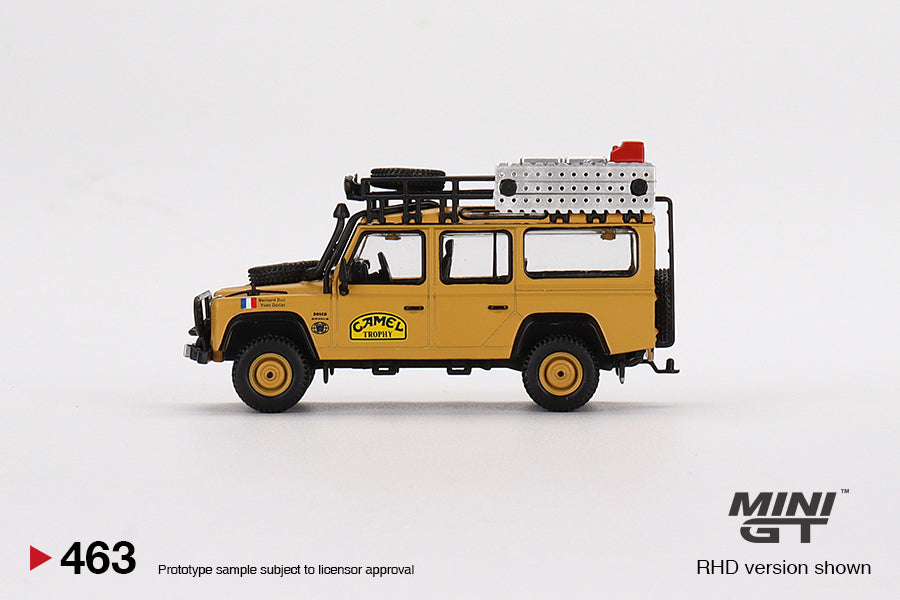 1:64 Mini GT #463 Land Rover Defender 110 1989 Camel Trophy Amazon Team France Limited Edition MGT00463
