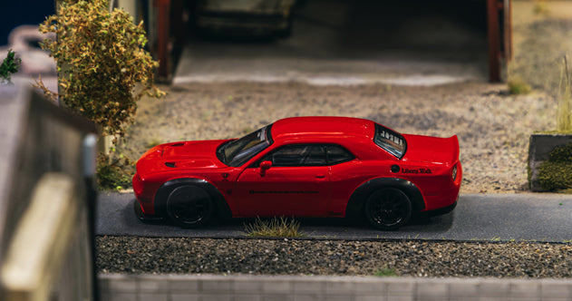 1:64 Tarmac Works LB-WORKS Dodge Challenger SRT Hellcat Red Special Edition T64G-TL039-RE