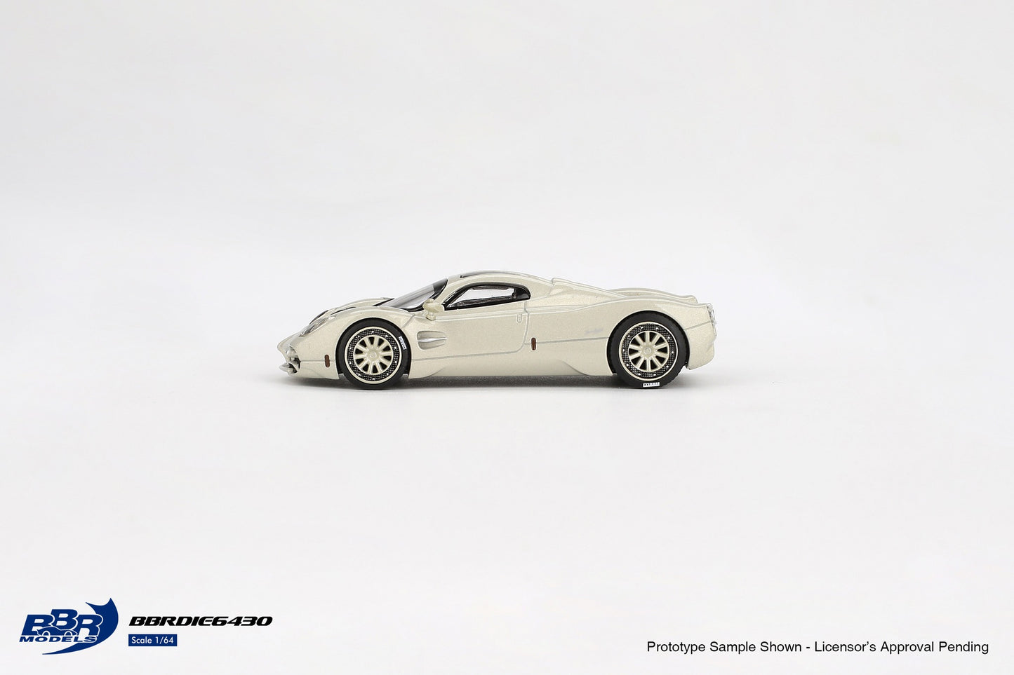 1/64 BBR Models Pagani Utopia Presentation Grigio Rinascimento BBRDIE6430