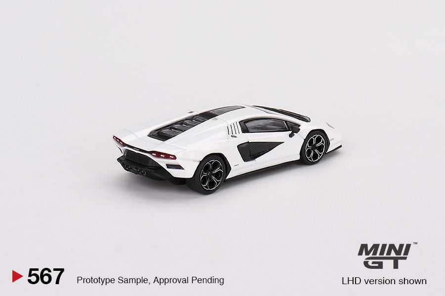 1/64 Mini GT #567 Lamborghini Countach LPI 800-4 Bianco Siderale Limited Edition mgt00567