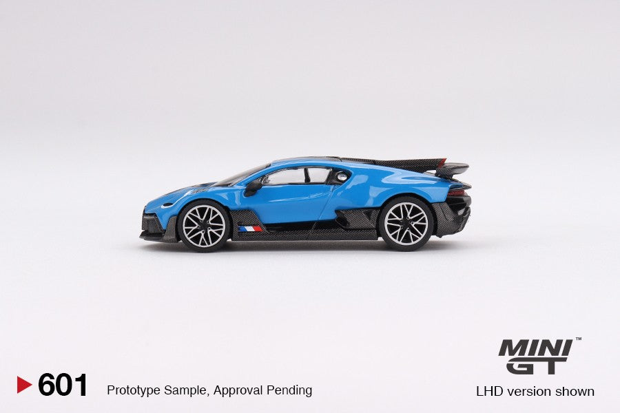 1:64 Mini GT #601 Bugatti Divo – Blu Bugatti Limited Edition mgt00601