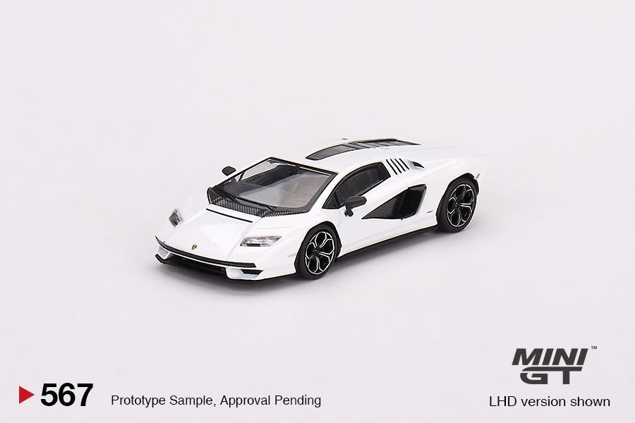1/64 Mini GT #567 Lamborghini Countach LPI 800-4 Bianco Siderale Limited Edition mgt00567