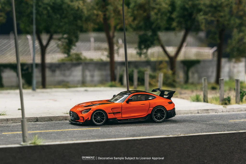 1:64 Tarmac Works Mercedes-Benz AMG GT Black Series – Orange Limited Edition T64G-042-OR