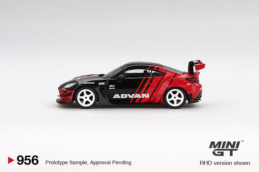 1:64 Mini GT #956 Toyota GR86 HKS TYPE R ADVAN – 2022 Tokyo Auto Salon Limited Edition mgt00956