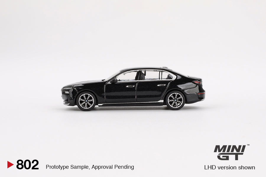 1/64 Mini GT#802 BMW i7 eDrive50 Black Sapphire Limited Edition mgt00802