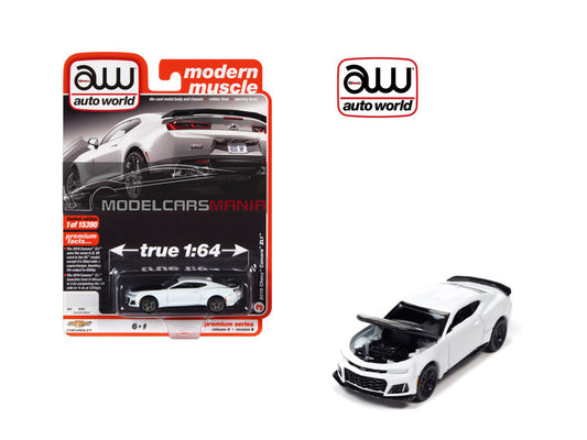 1/64 Auto World MODERN MUSCLE 2019 Chevy Camaro ZL1, Gloss White AWSP080-B