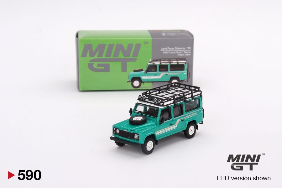 1:64 Mini GT #590 Land Rover Defender 110 Station Wagon – Trident Green Limited Edition mgt00590