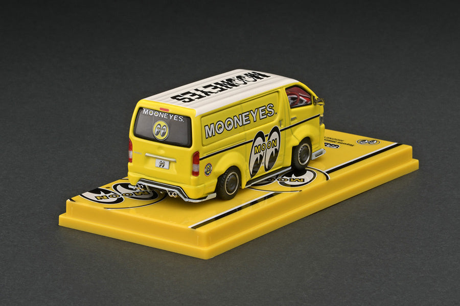 1:64 Tarmac Works Toyota Hiace Widebody Mooneyes Limited Edition T64-038-ME